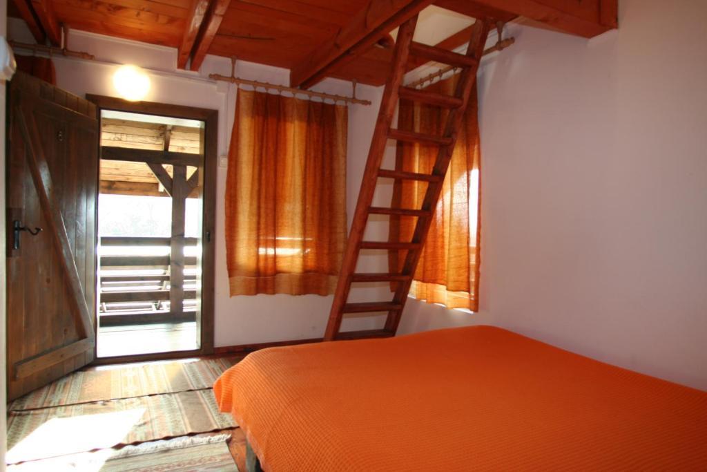 Cabana La Noi Otel Rîşnov Oda fotoğraf